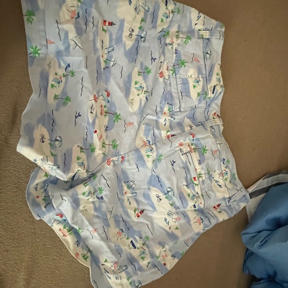 Crown and Ivy size 10 Caroline shorts - Picture 6 of 6